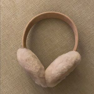 Ugg ear muffs in pink suede and shearling.